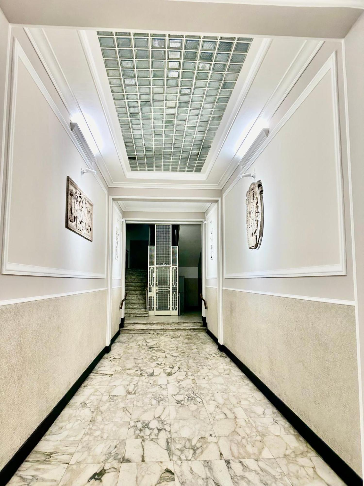 The Center Residence Janov Exteriér fotografie