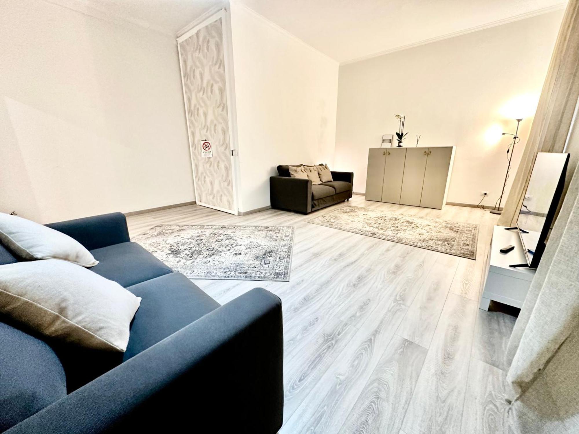 The Center Residence Janov Exteriér fotografie
